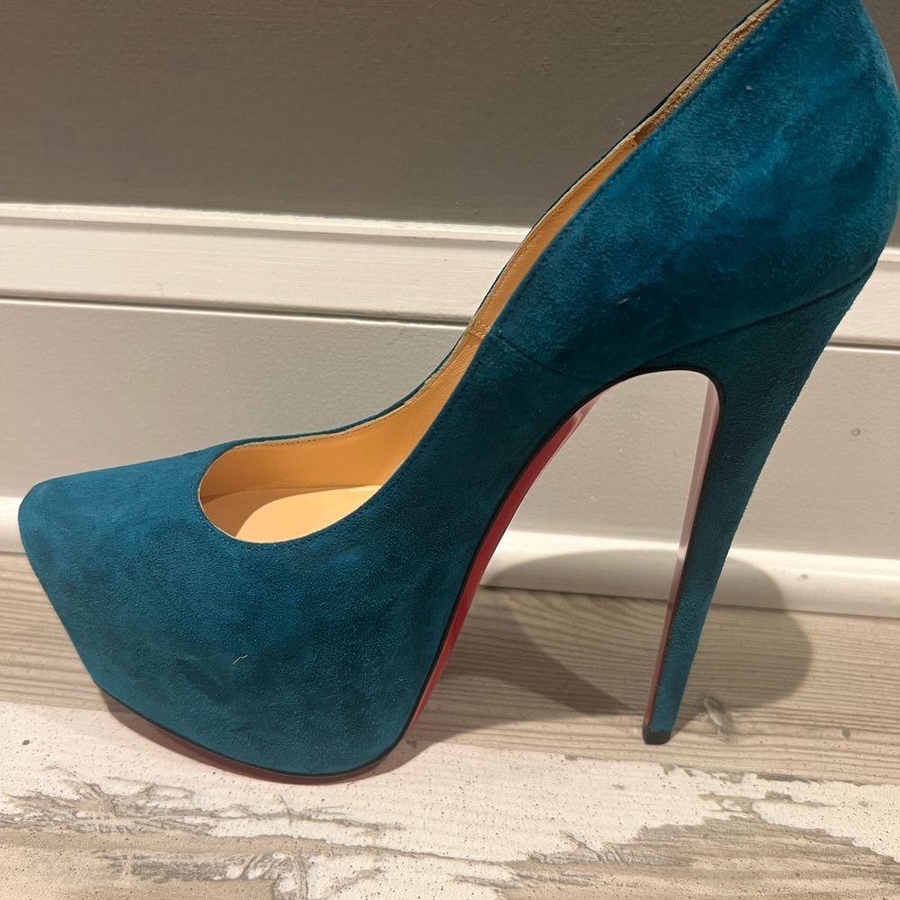 Christian Louboutin Suede Turquoise Daffodile 160 Platform pumps in a size 39.5